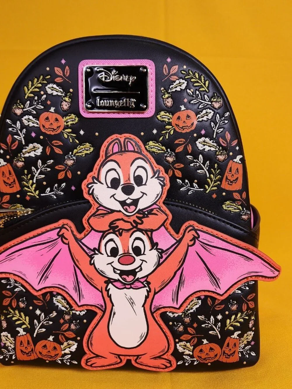 Loungefly Disney Chip N' Dale Bat Costume Halloween Pumpkin Mini Backpack NEW